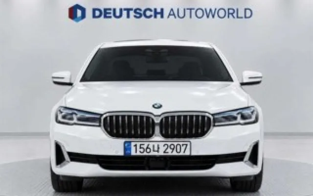 5시리즈 (G30) 530e 럭셔리 BMW 2022/09 35,093km