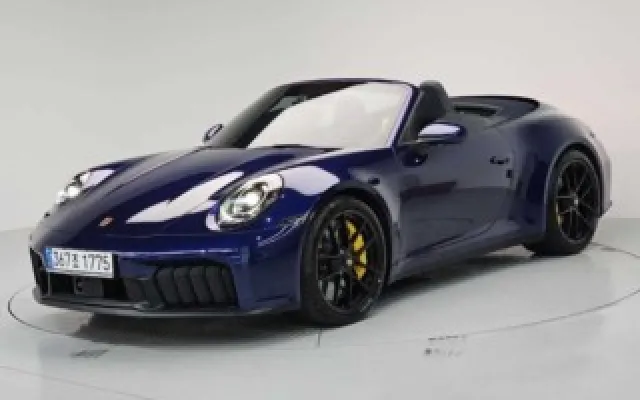 911(992) 카레라 4 GTS 카브리올레 포르쉐 2025/10 2,719km